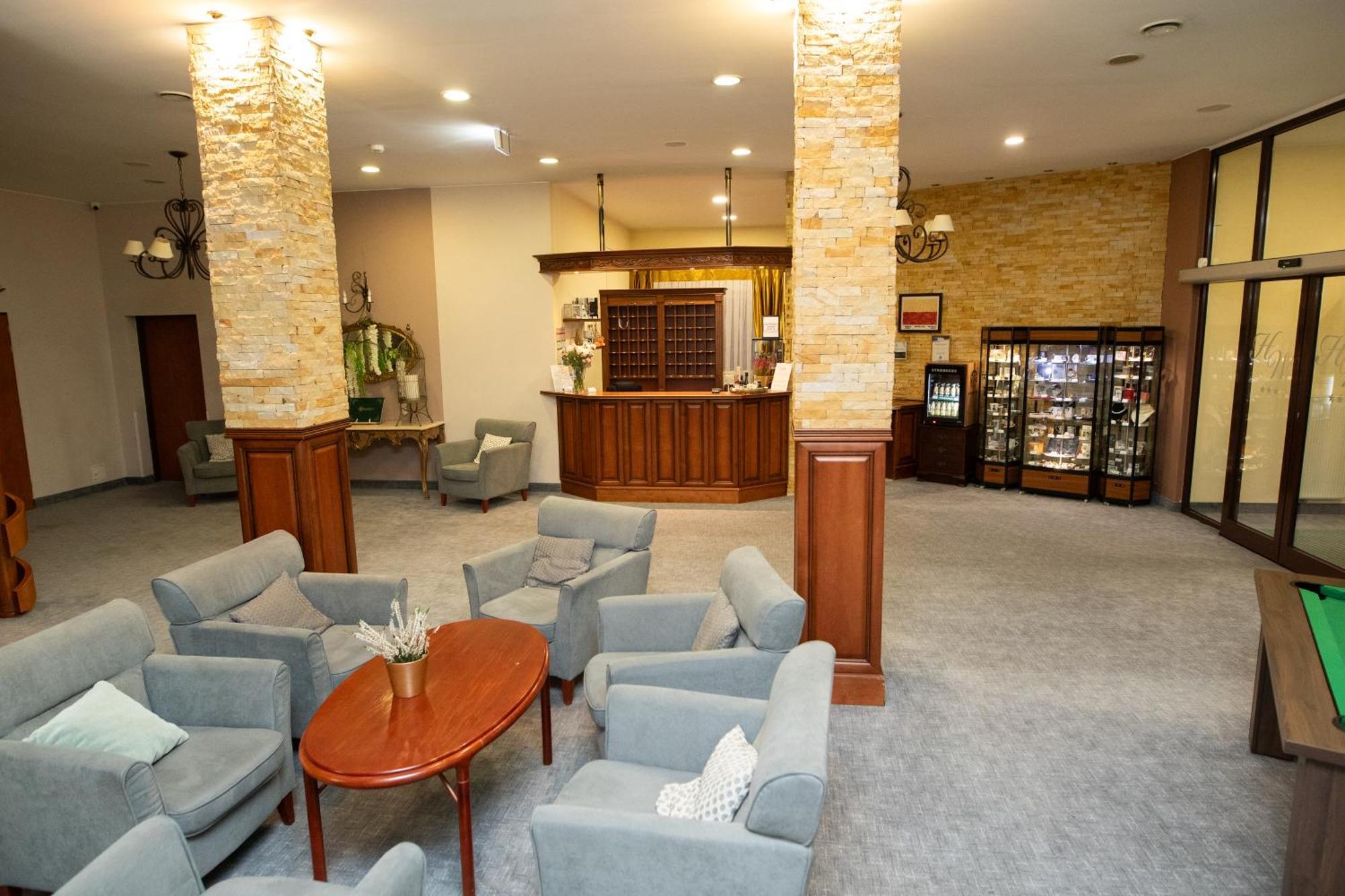 Hotel Wilga By Katowice Airport Mierzecice Exterior photo